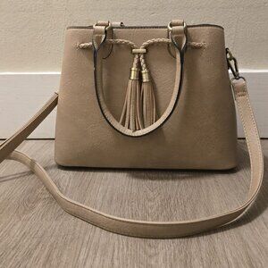 Beige Shoulder Bag with Tassel – Gently Used, Excellent Condition 👜